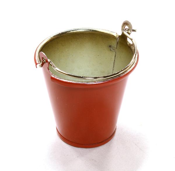 C26607RED Realistic 1/10 Scale 33x31mm Size Metal Bucket for Off-Road Crawling - Image 1