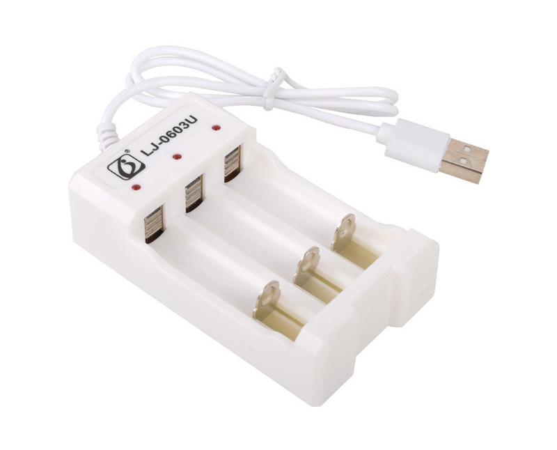 C30127 USB Powered DC Charger for Rechargeable AA & AAA Batteries - Image 1