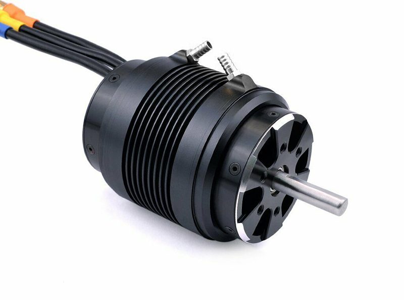 C30514 Surpass 5682 Sensorless Brushless Motor 1300kV w/ 8mm Shaft w/ 56S Water Jacket - Image 1
